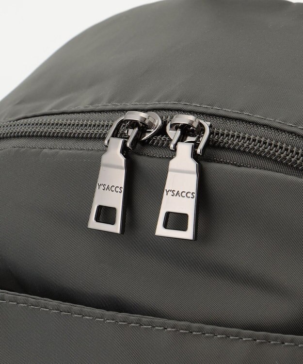 Y'SACCS 【Y’SACCS vous et】サイドジップデイパック ダークグレー