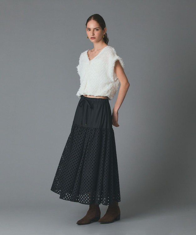 GRACE CONTINENTAL メッシュカットワークスカート ブラック