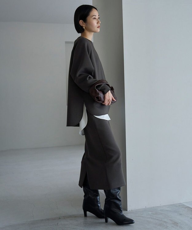 UNFILO L 【野呂佳代さん着用】BEAUTY FORM JERSEY バックZIPプルオーバー チャコール