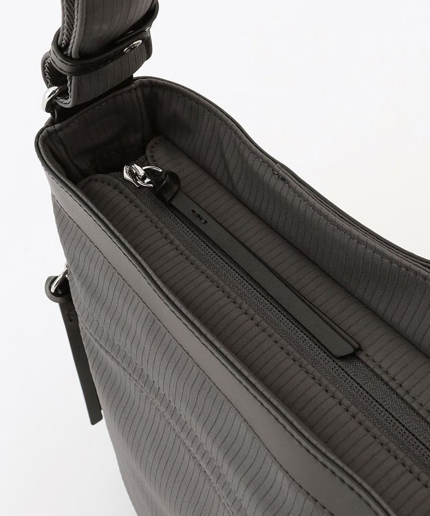 Y'SACCS コーデュロイライクナイロンショルダー グレー