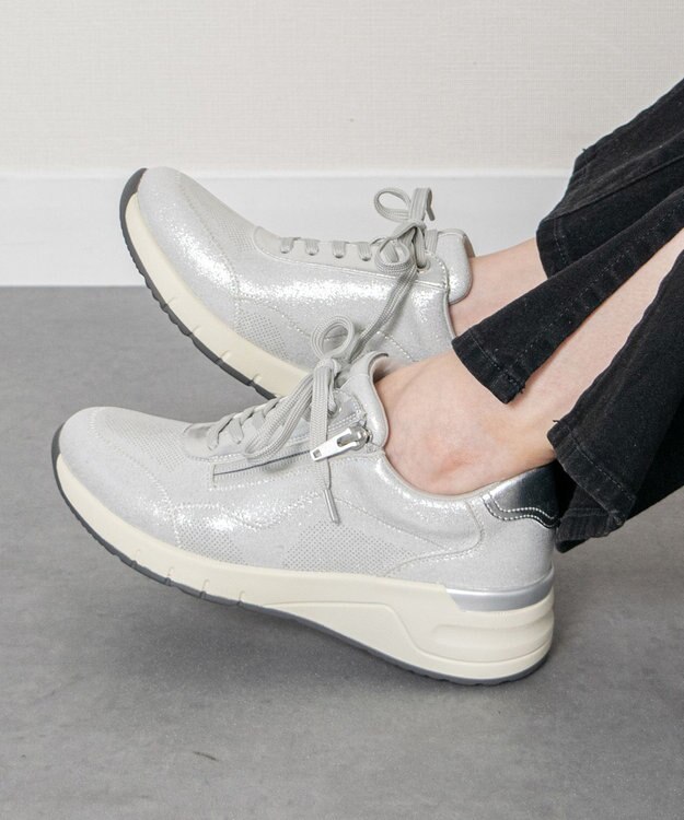 Bridget Birkin 【Round About】サイドジップスニーカー シルバー