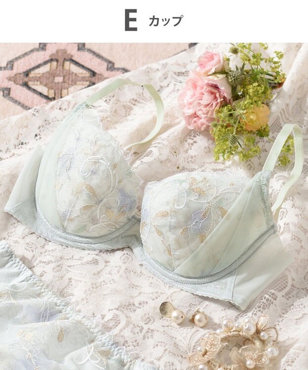 Wing 【エアリーソフトブラ】　ふんわりエアリーな着用感　脇から背中すっきり　ウイング／ワコール　KB2202 メロン