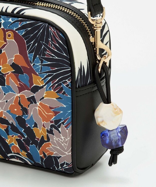 TOPKAPI 【TREASURE TOPKAPI】マイルドサテン スカーフ柄 ショルダーバッグ チャコールグレー