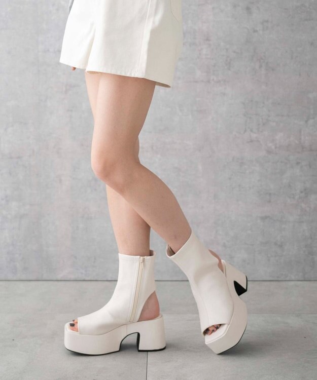 WEGO バルキーヒールブーツサンダル オフホワイト