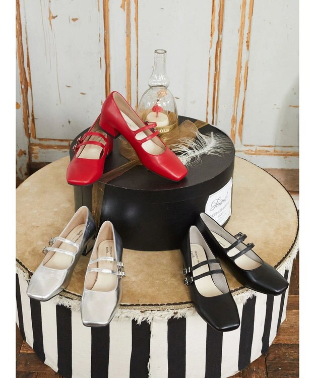 earth music&ecology ＯＲｉｅｎｔａｌ　ＴＲａｆｆｉｃ　ストラップパンプス Black