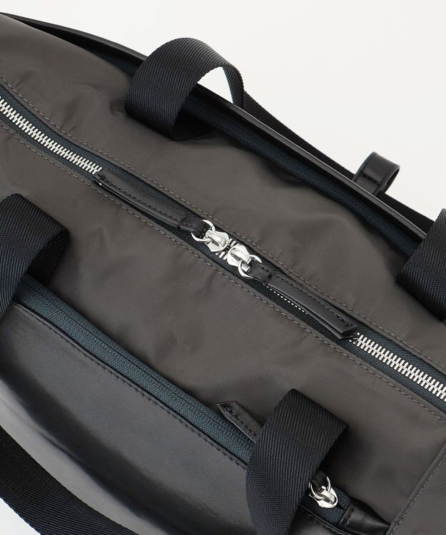 Y'SACCS ナイロン×リサイクルレザー　コンビマルチトート グレー