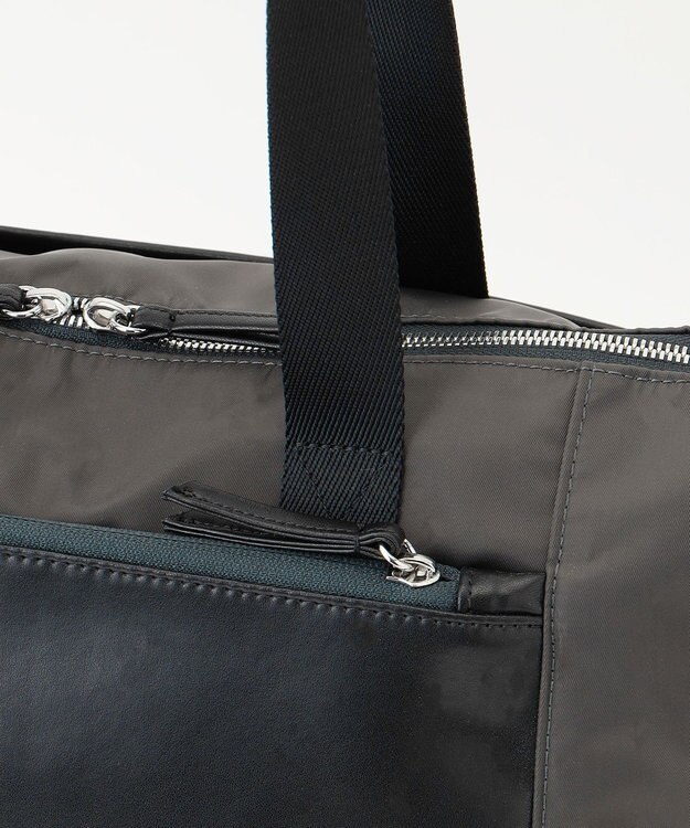 Y'SACCS ナイロン×リサイクルレザー　コンビマルチトート グレー