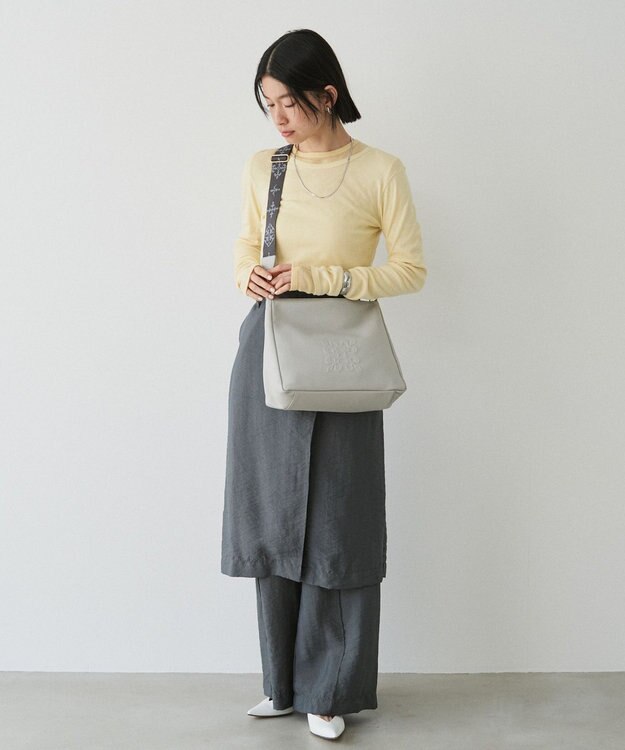 russet エンボスモノグラム2WAYショルダーバッグ(CE-1692) L.Gray