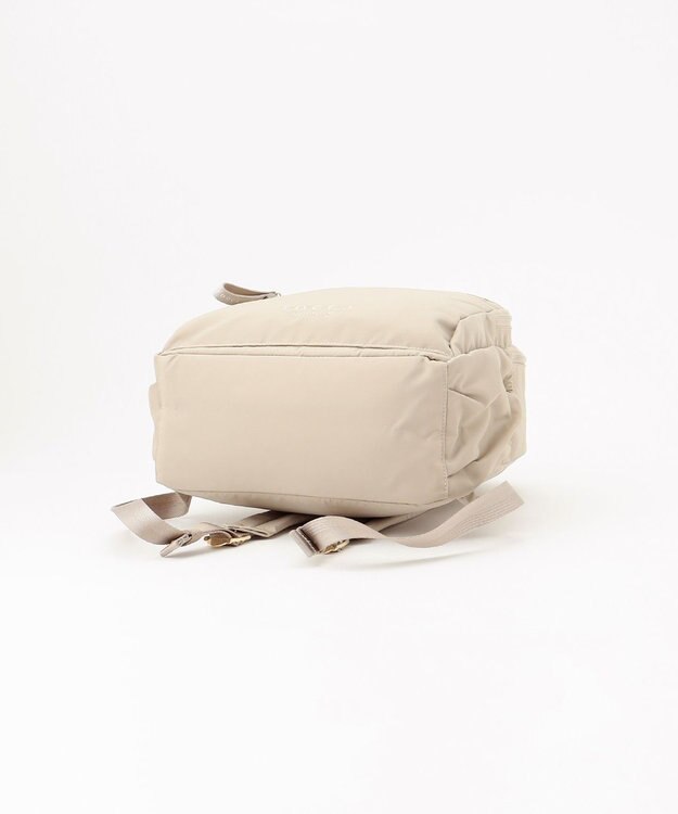 TOCCA 【A4サイズ収納可・WEB＆一部店舗限定】CAROVANA BACKPACK 10ポケットバックパック ベージュ系