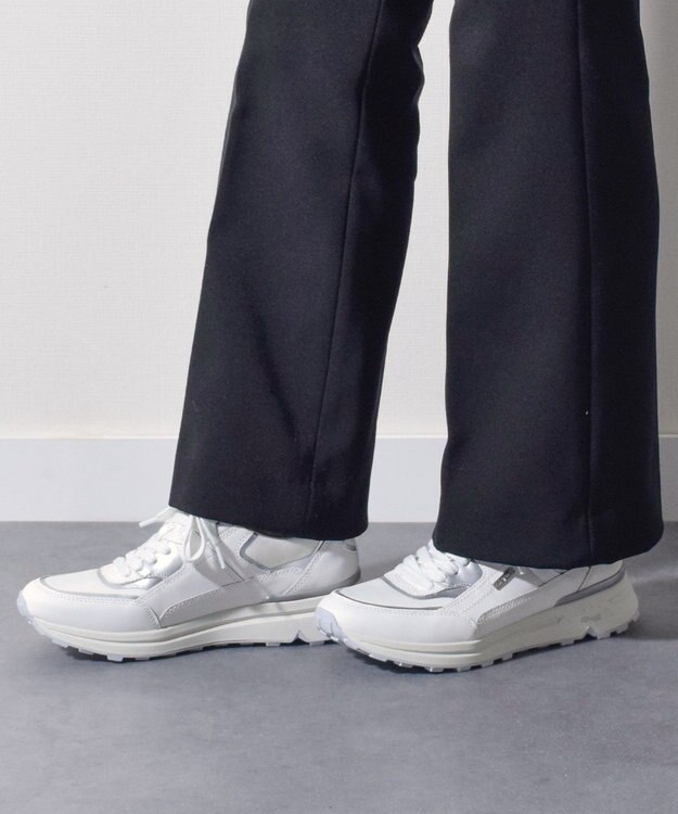 INTER-CHAUSSURES 【BUSSOLA】レースアップスニーカー ホワイト