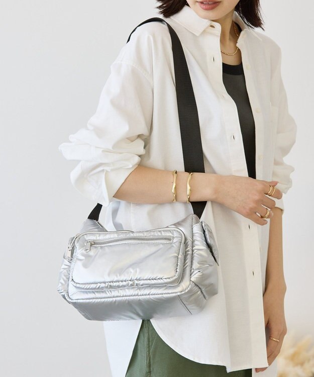 AMERICAN HOLIC マルチポケットショルダーバック Silver