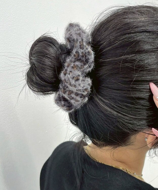 WEGO Lシャギーレオパードシュシュ ダークグレー