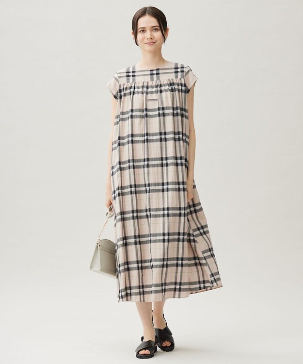 自由区 【カタログ掲載・洗える】シアーブライトチェック ワンピース ベージュ