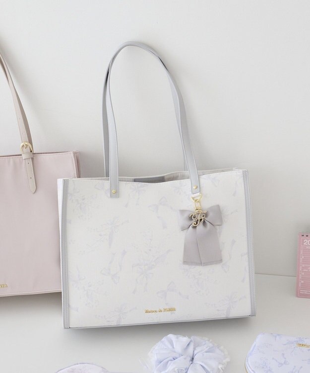 Maison de FLEUR すずらんプリントスクエアトートバッグ Grayish Blue