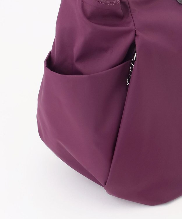 Y'SACCS 【ナイロンタフタ】トラベルショルダー パープル