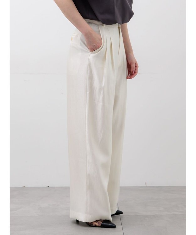 Te chichi シャイニーワイドパンツ(セットアップ可) オフホワイト