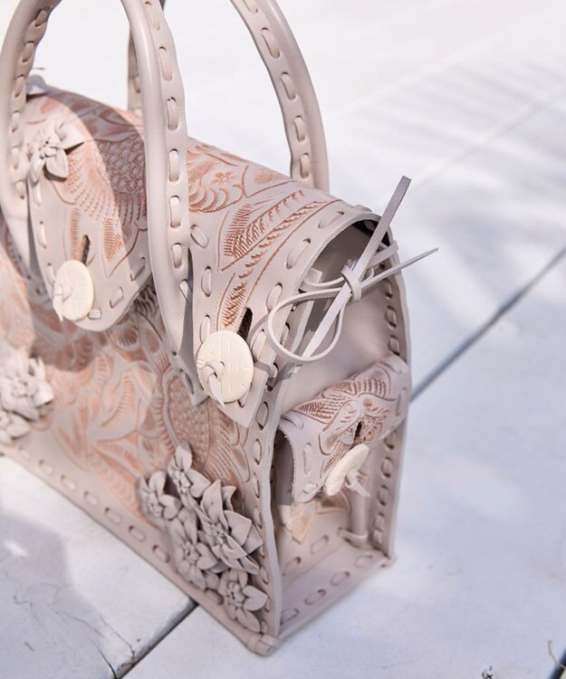 GRACE CONTINENTAL MTF Maestra S ベージュ