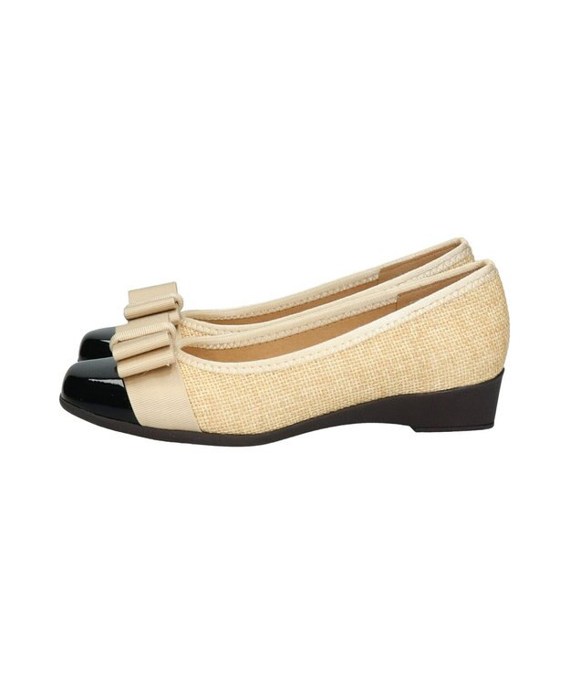 Bridget Birkin ＜2E＞【Bridget Birkin Walk】グログランリボン切替ウォーキングパンプス ベージュコンビ