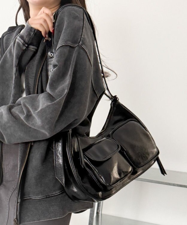 WEGO 立体ポケットハトメベルトバッグ ブラック