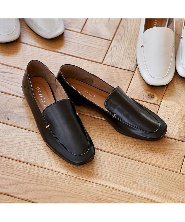 MODE ET JACOMO <carino>スクエアトゥフラットシューズ ブラック