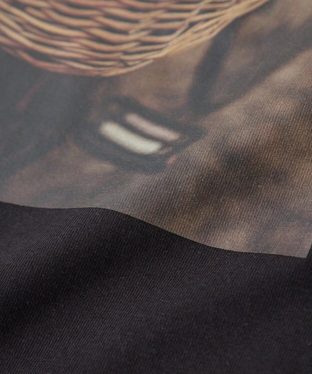 earth music&ecology アソートグラフィックルーズＴｅｅ Black