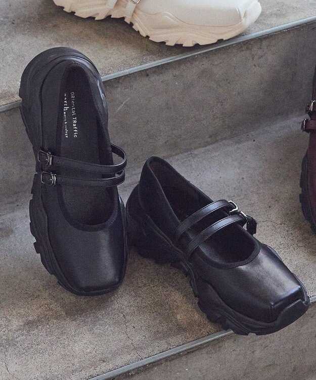 earth music&ecology ＯＲｉｅｎｔａｌ　ＴＲａｆｆｉｃ　メリージェーンスニーカー Black