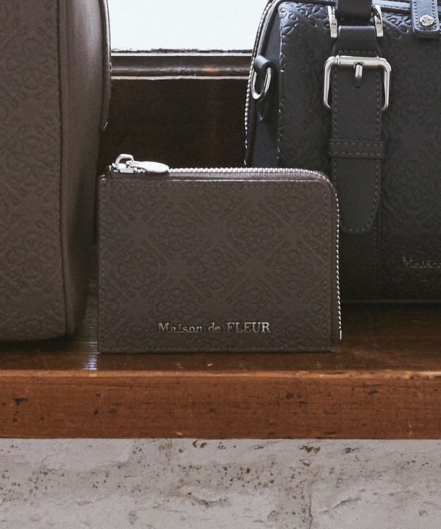 Maison de FLEUR FLEURモノグラムフラグメントケース Brown