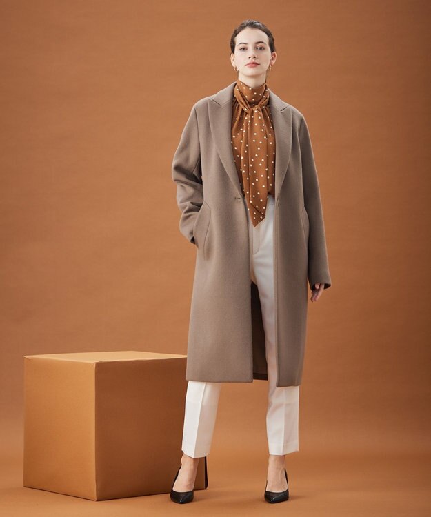 BEIGE， VIGNON / ドットブラウス Camel ×Ecru