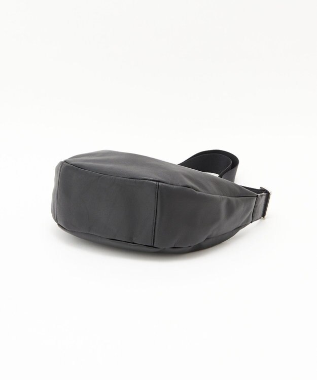 russet ＜ブランド人気No.1ショルダー＞ソフトレザーラウンドショルダーバッグ(CE-1326-WEB) Black2