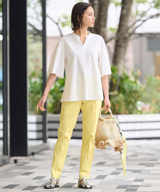 自由区 L 【洗える】ストレッチシャーティング 5分袖 フレアスリーブブラウス ホワイト系1