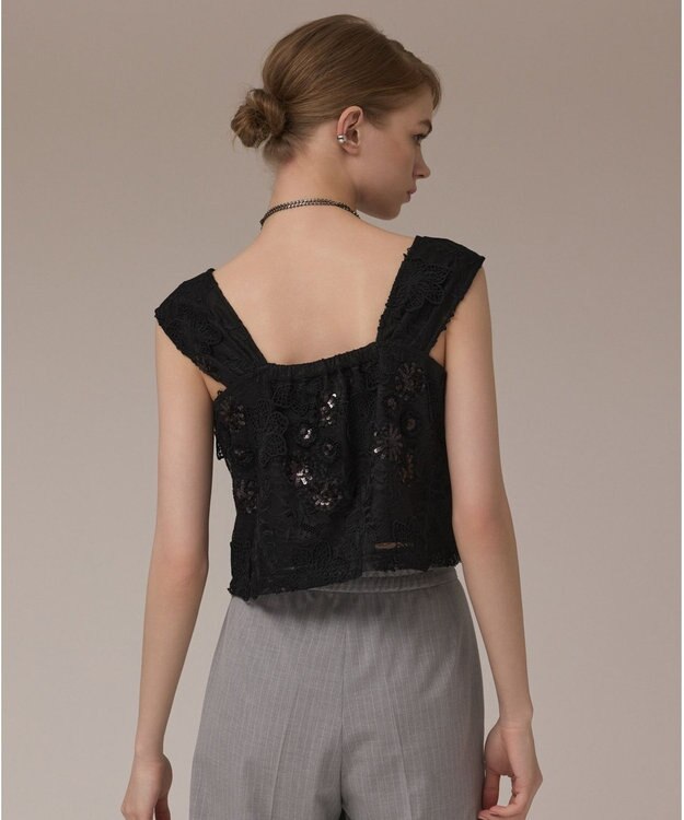 GRACE CONTINENTAL チュール刺繍トップ ブラック