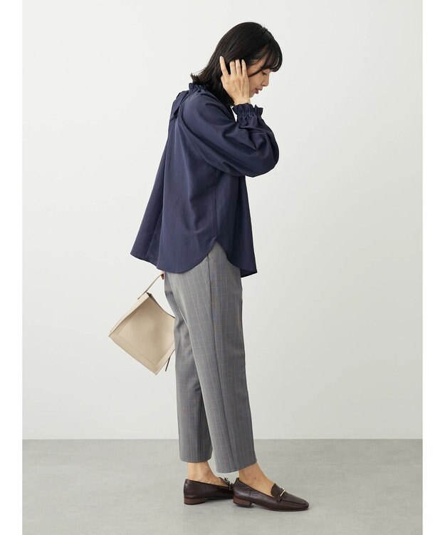 Green Parks スタンドフリルボウタイブラウス Navy