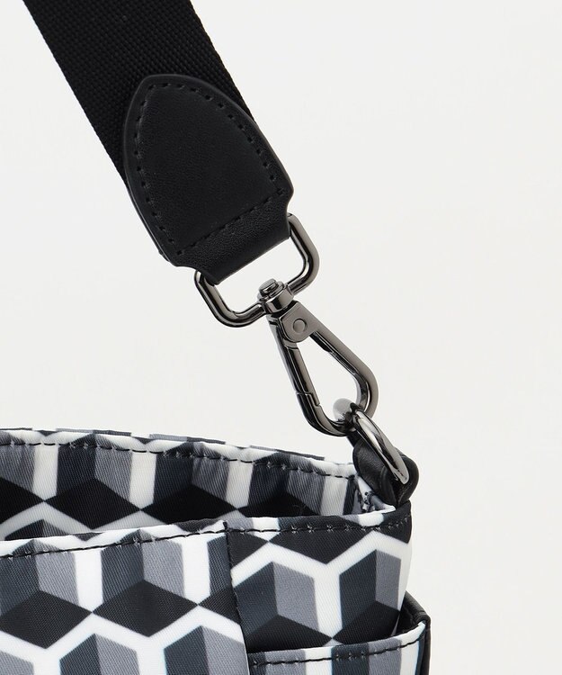 Y'SACCS キュービックモノグラム　2WAYトート　Mサイズ ブラック