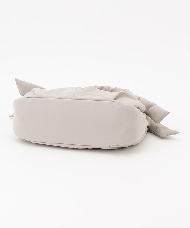 LA BAGAGERIE 【maison vert】 【撥水】リボンフワフワ２WAYトート ライトグレー