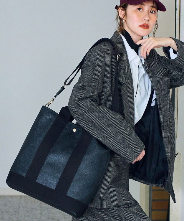 TOPKAPI 【Breath TOPKAPI】スコッチグレイン ネオレザー 縦型 A4 トート バッグ ショルダー付き L ブラック