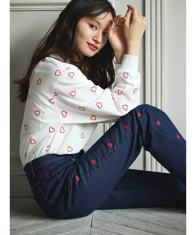 Green Parks ・Ｄｏｕｂｌｅ　Ｆｌａｇｓ　ハート刺繍ロンＴ Ivory