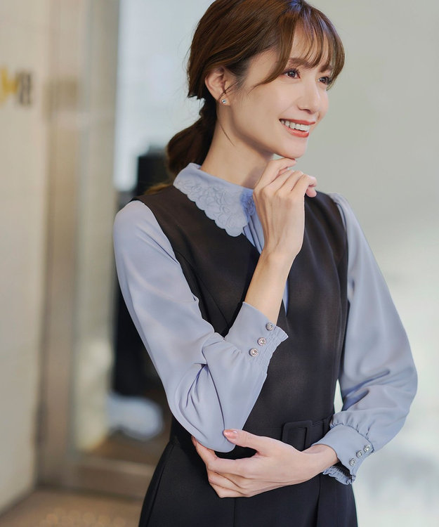 Tiaclasse L 【洗える】襟刺繍ピンタックブラウス サックス