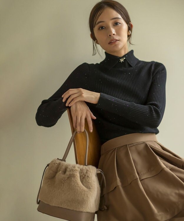 組曲 【前後着用・手洗い可】ELENAスパンコール襟デザイン ニット ブラック系