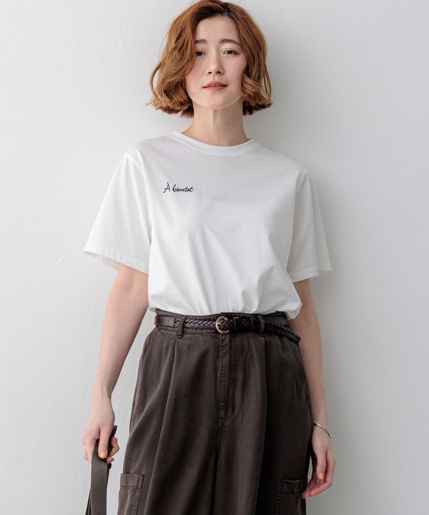 23区 【先行予約】バック刺繍 メッセージロゴ Tシャツ ホワイト系