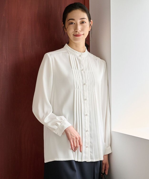 自由区 【洗える】TOROハイネック ブラウス アイボリー系