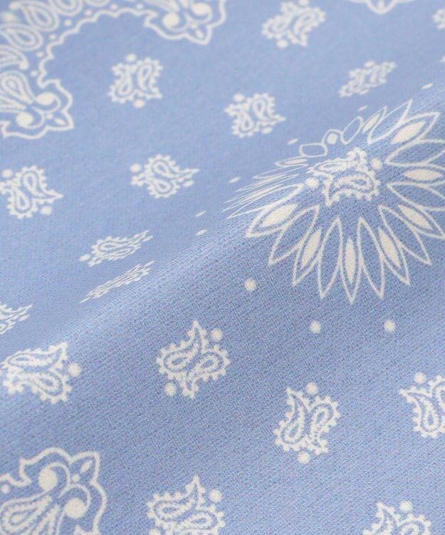 GOTAIRIKU BOX入りでギフトに最適【高機能吸水 / 抗菌防臭加工/シワになりにくい】バンダナハンカチ サックスブルー×ペイズリー