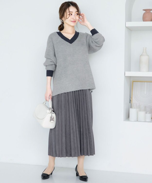 Tiaclasse L 【洗える】表情豊かなメランジニットVネックトップス グレー×ネイビー