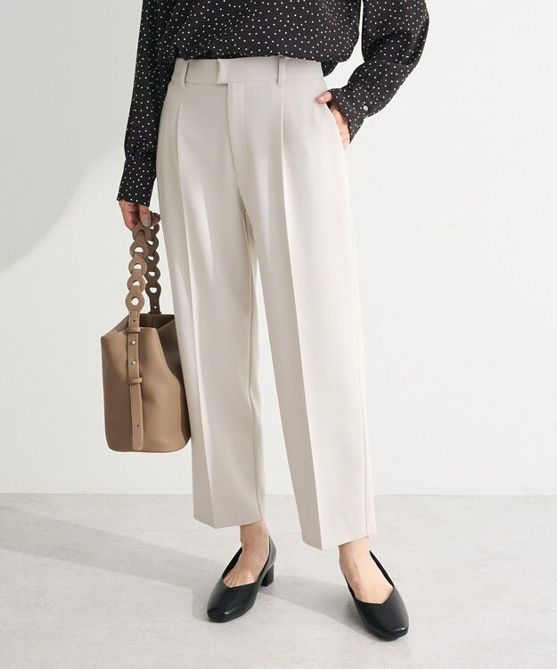 Green Parks きれいシルエット接触冷感テーパードパンツ Gray Beige