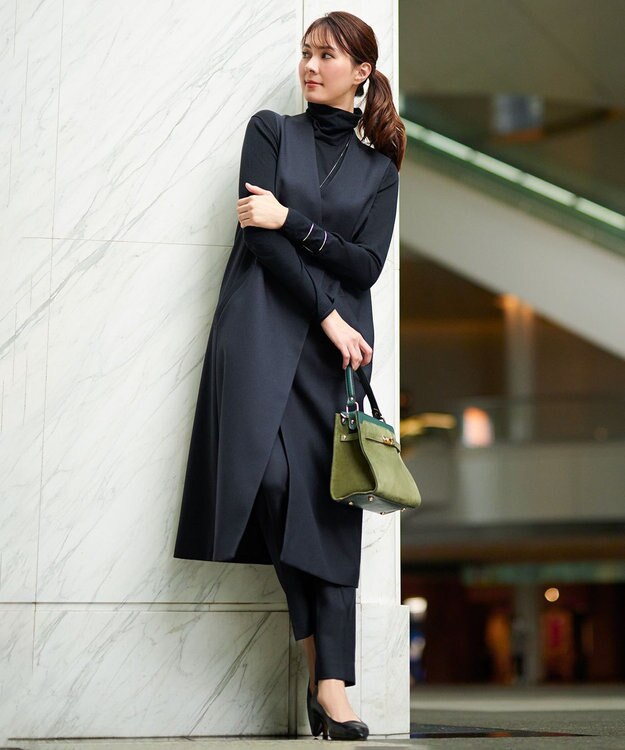 23区 L 【CLASSY.1月号掲載/洗える】ウールライクカルゼ テーパード パンツ ネイビー系