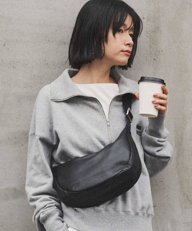 ブランド人気No.1ショルダー＞ソフトレザーラウンドショルダーバッグ