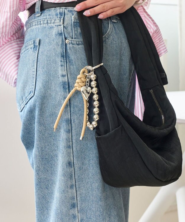 Phoebe ハートレザーコードバッグチャーム　シルバー ベージュ