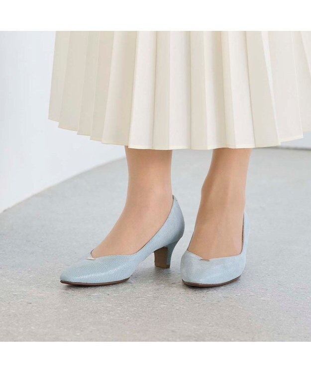 Riz raffinee <Riz raffinee>Vカットリザードプリントパンプス ライトブルーカタオシ