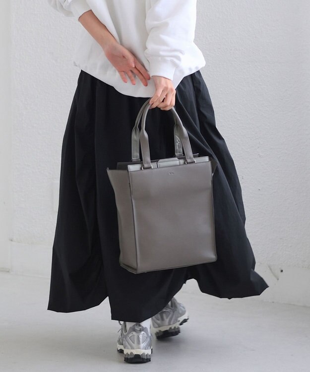 ACE BAGS & LUGGAGE W&.Day/Night リリ バーチカルトート A4サイズ 15175 ダブルアンドデイナイト チャコール