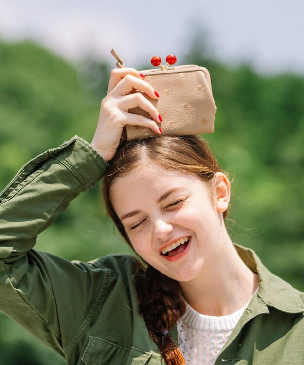 UNBILLION 【テレビ ドラマ着用アイテム】perche アクリル玉がま口2つ折り財布 オークドット