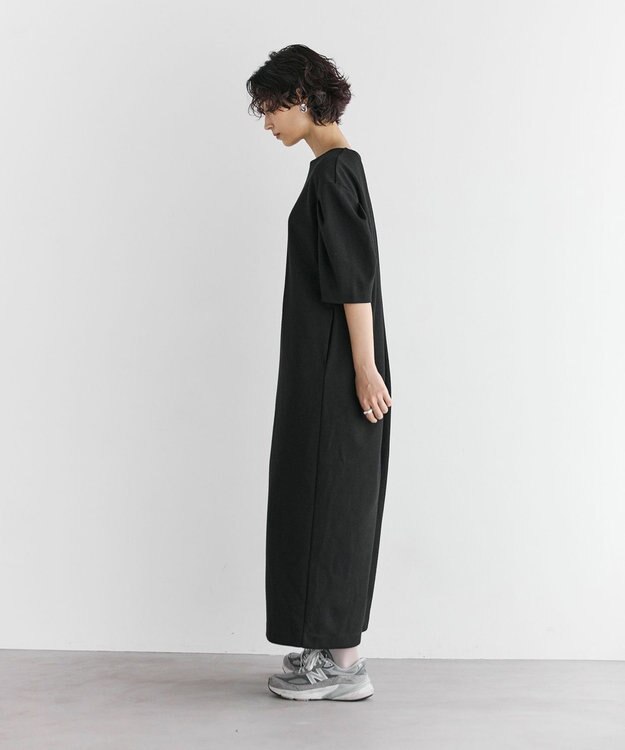 #Newans 【セレモニーにも/洗濯機可】パフスリーブロングワンピース​ ブラック